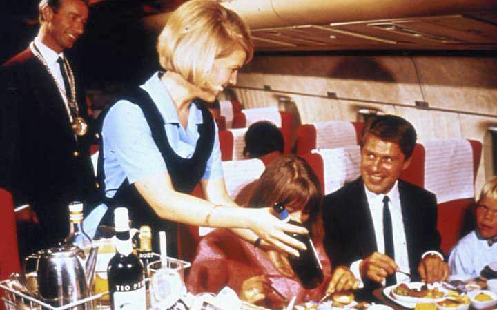 jedzenie w samolotach
